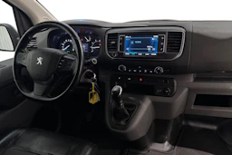 valkoinen Peugeot Expert 2021 kuva 9.