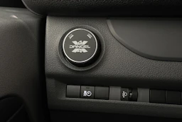 valkoinen Peugeot Expert 2021 kuva 18.