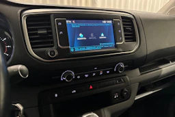 valkoinen Peugeot Expert 2021 kuva 23.