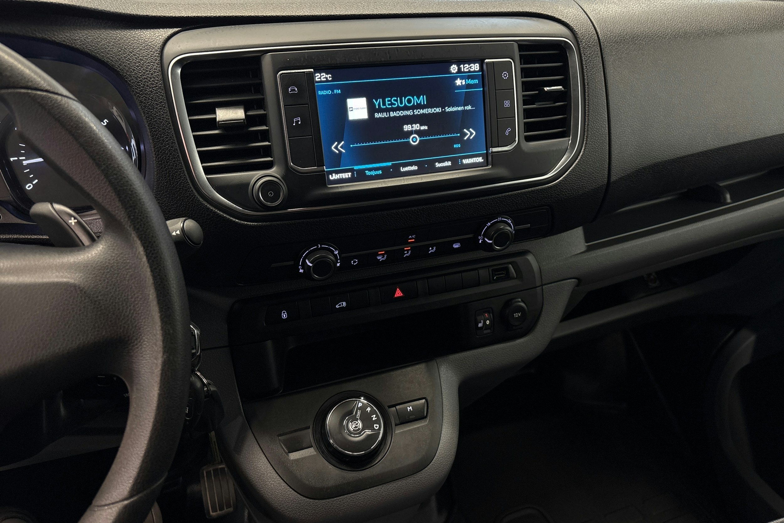 musta Peugeot Expert 2021 kuva 14.