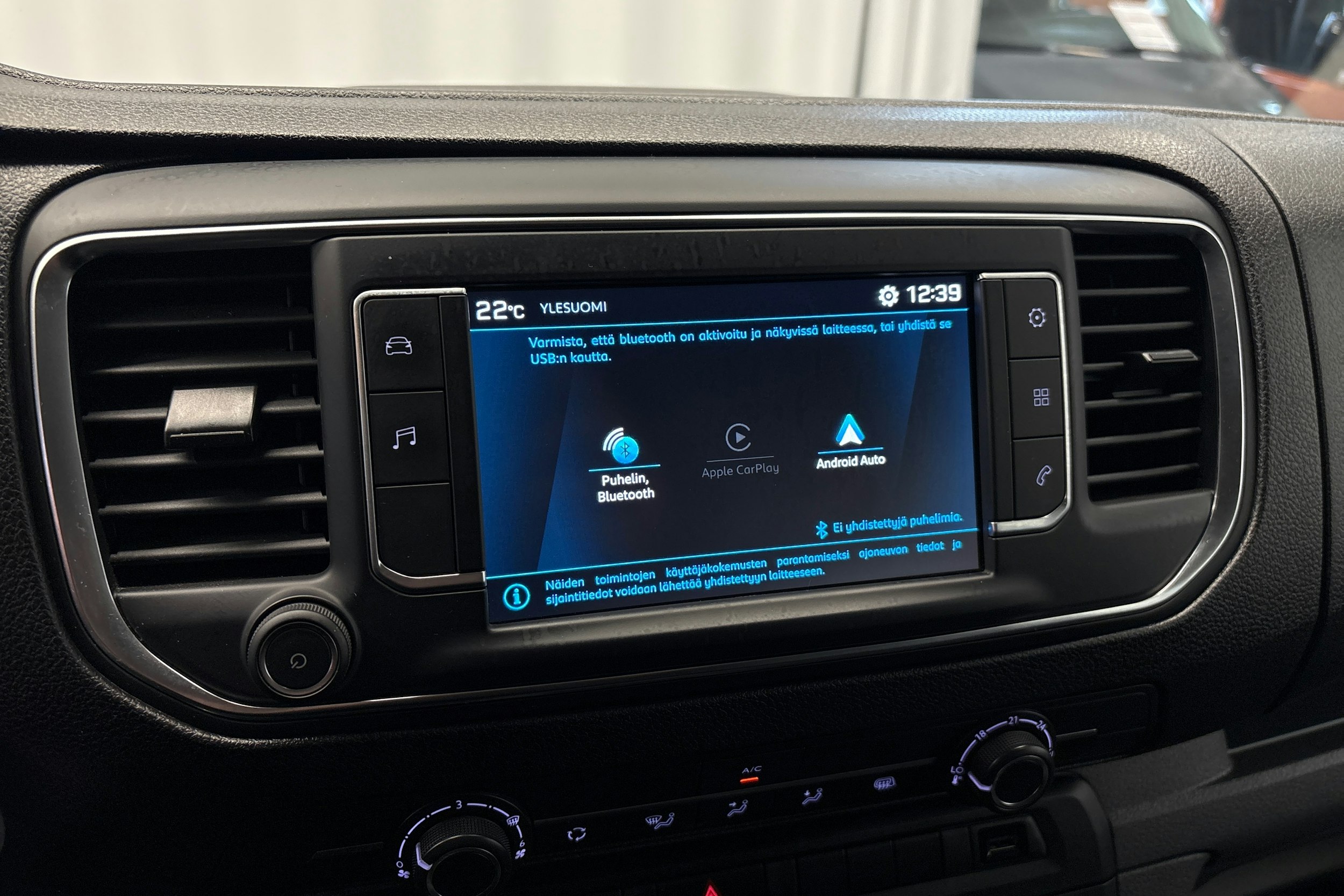 musta Peugeot Expert 2021 kuva 16.