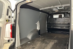 valkoinen Peugeot Expert 2022 kuva 18.