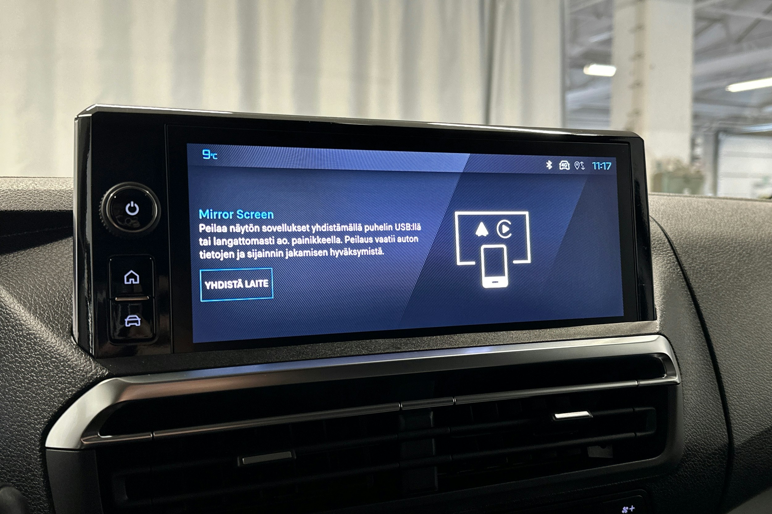 valkoinen Peugeot Expert 2025 kuva 26.