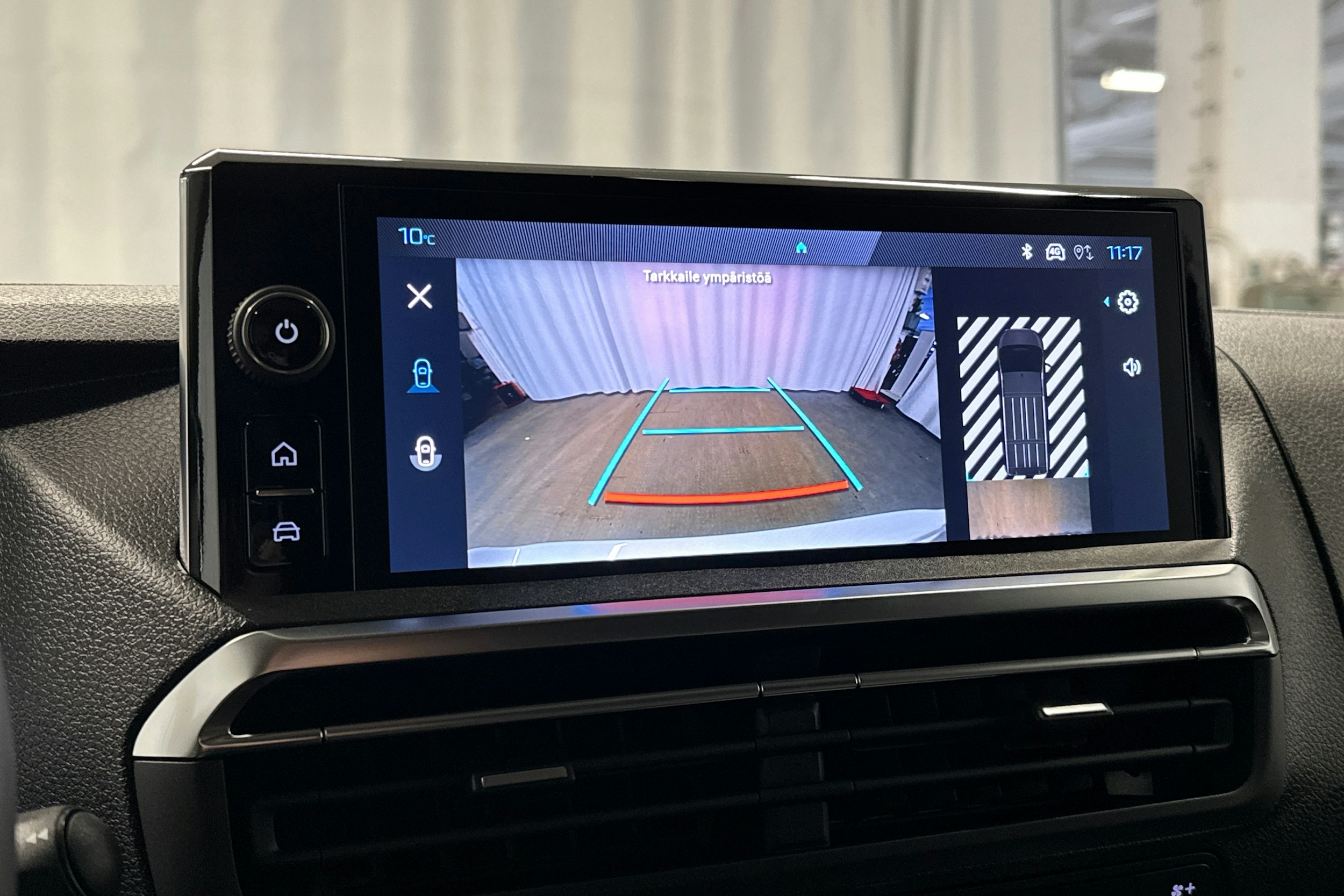 valkoinen Peugeot Expert 2025 kuva 27.