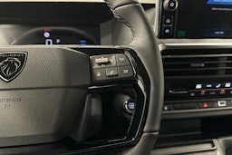 valkoinen Peugeot Expert 2025 kuva 19.