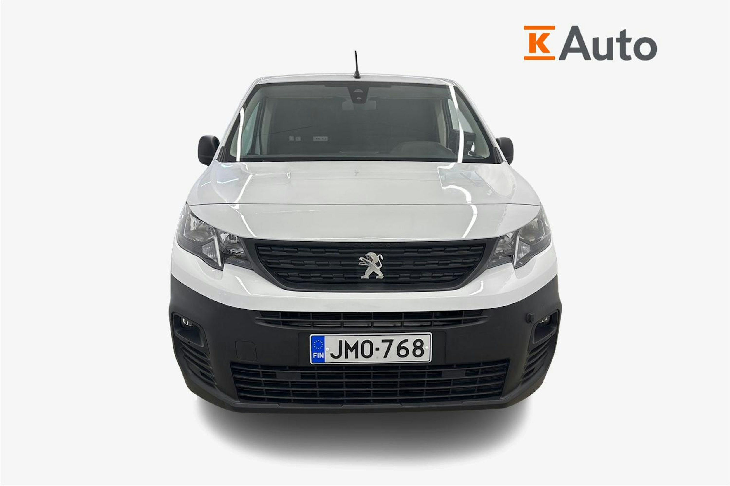 valkoinen Peugeot Partner 2022 kuva 4.