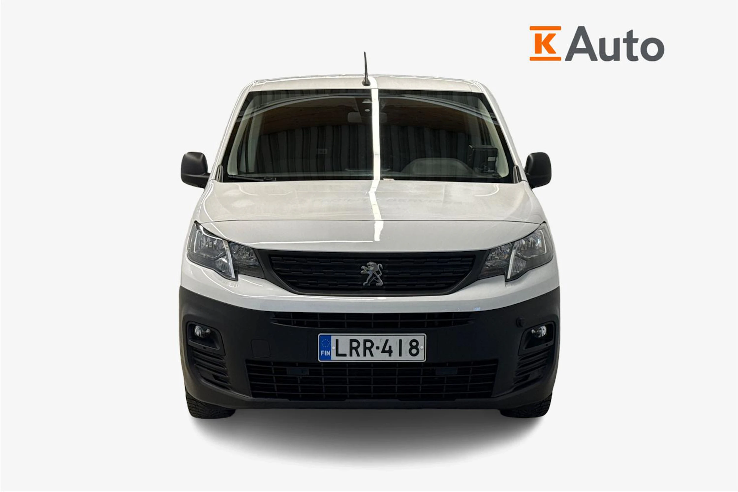 valkoinen Peugeot Partner 2022 kuva 5.
