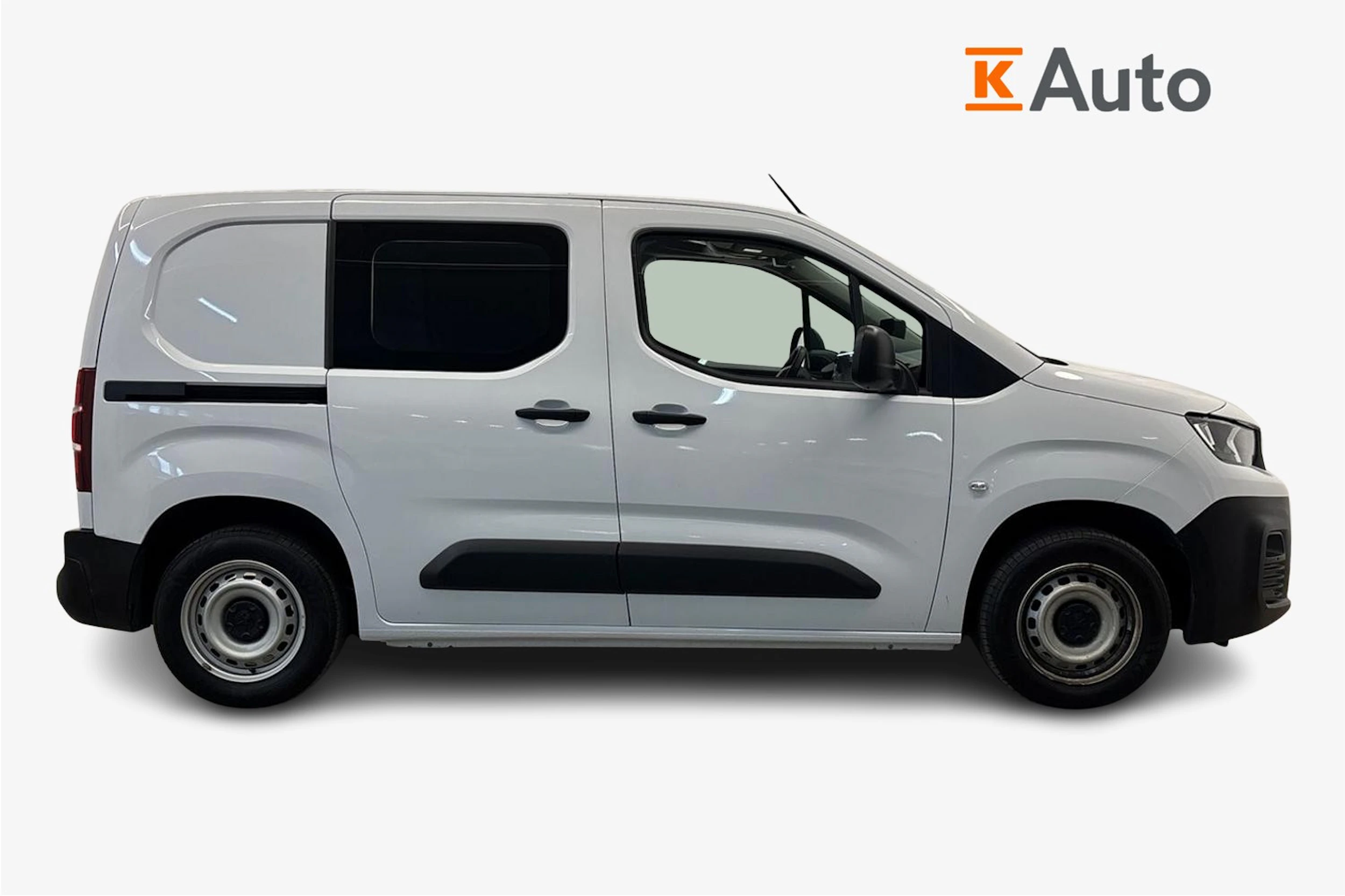 valkoinen Peugeot Partner 2022 kuva 7.