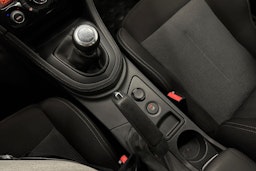 Valkoinen Peugeot RCZ 2010 kuva 16.