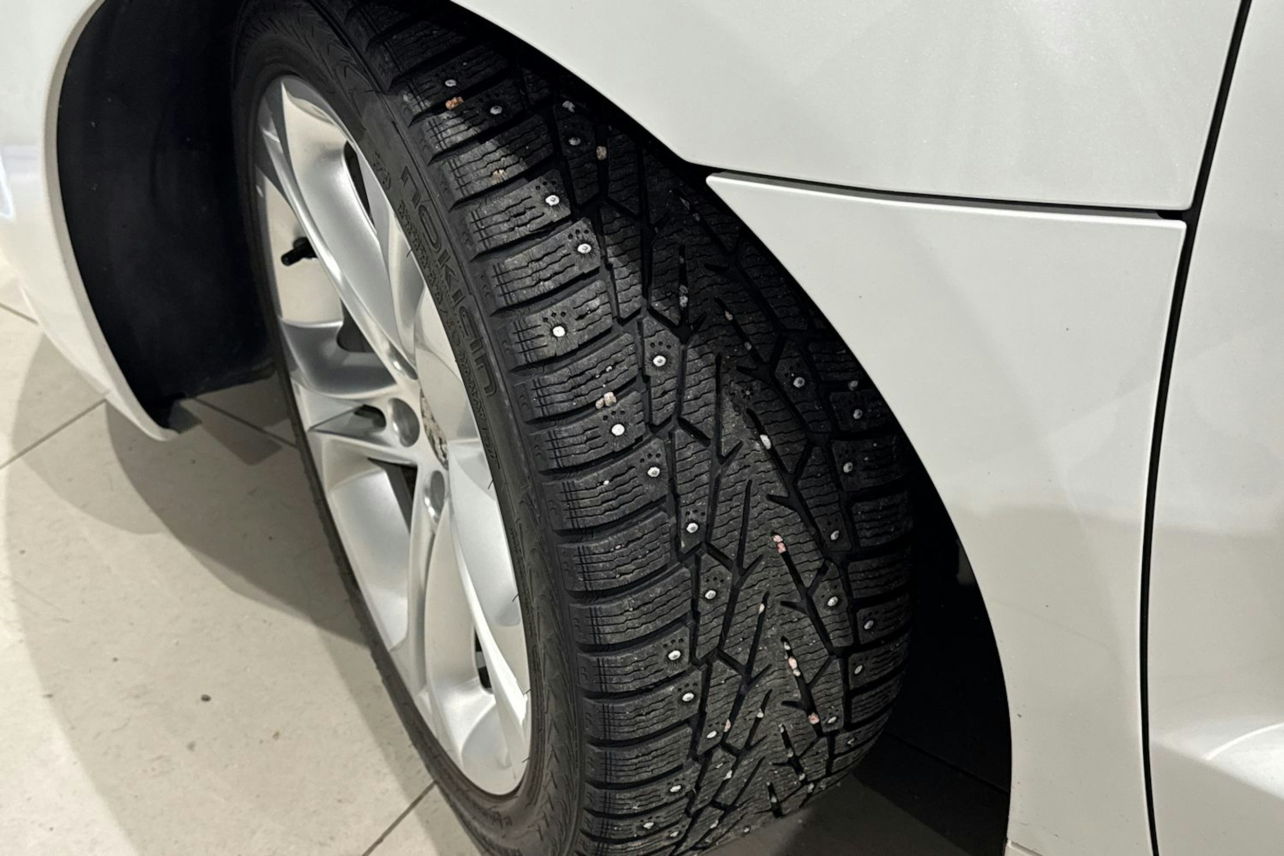 valkoinen Peugeot RCZ 2013 kuva 13.