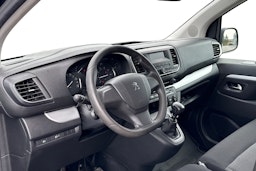 musta Peugeot Traveller 2019 kuva 6.