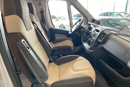 harmaa Poessl Roadcar 540 2018 kuva 13.