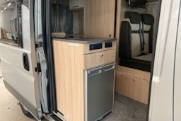 harmaa Poessl Roadcar 540 2018 kuva 15.
