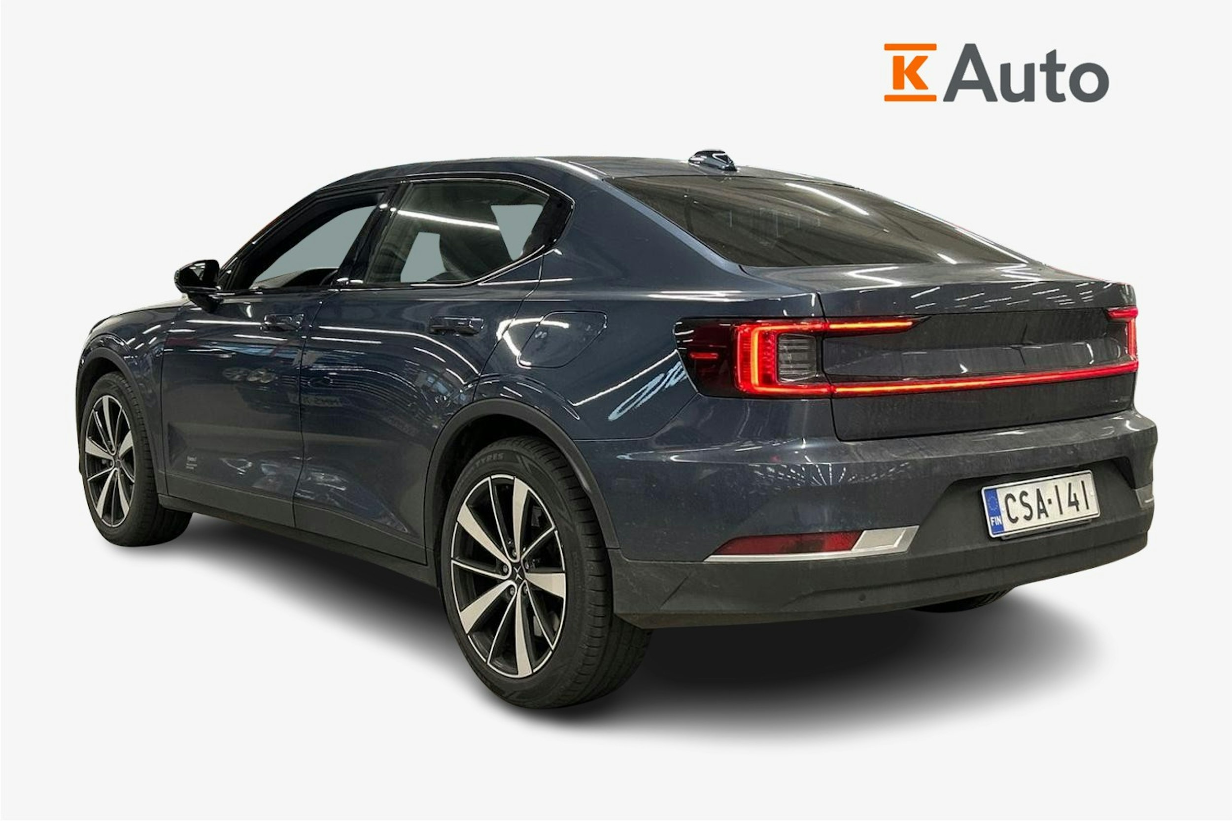 sininen Polestar 2 2020 kuva 2.