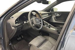 sininen Polestar 2 2021 kuva 7.