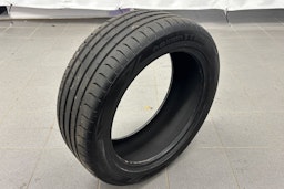 sininen Polestar 2 2021 kuva 13.