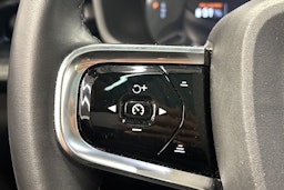 sininen Polestar 2 2021 kuva 20.