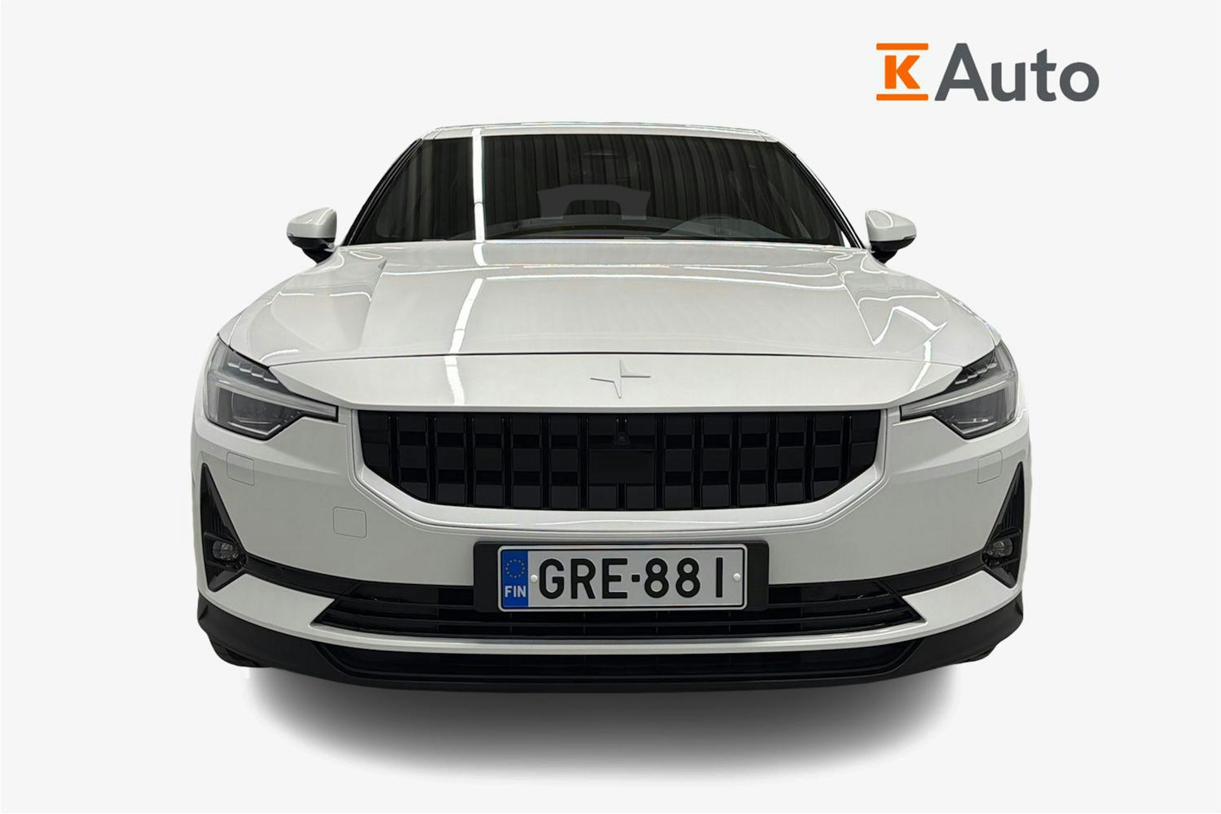 valkoinen Polestar 2 2020 kuva 5.