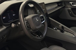 valkoinen Polestar 2 2020 kuva 7.