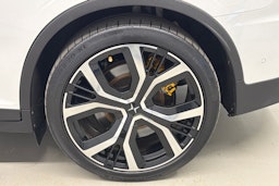 valkoinen Polestar 2 2020 kuva 11.