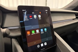 valkoinen Polestar 2 2020 kuva 23.