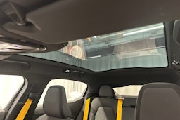 harmaa Polestar 2 2021 kuva 31.