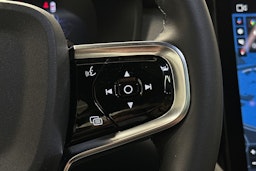 musta Polestar 2 2021 kuva 27.