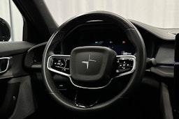 musta Polestar 2 2021 kuva 14.