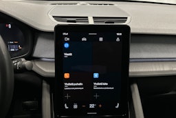musta Polestar 2 2021 kuva 26.