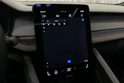 musta Polestar 2 2021 kuva 22.