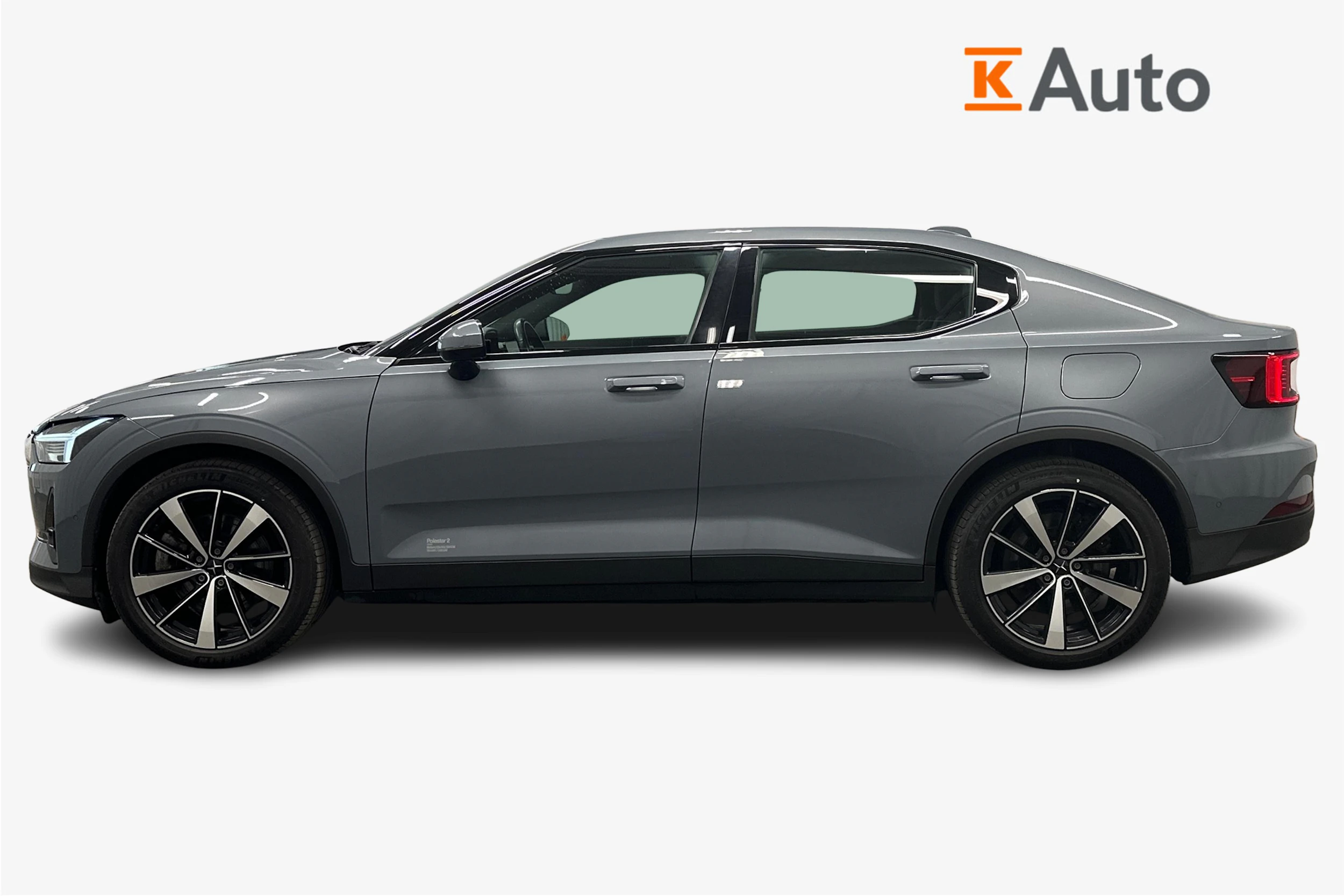 harmaa Polestar 2 2022 kuva 5.