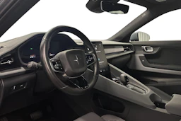 harmaa Polestar 2 2022 kuva 6.