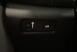 harmaa Polestar 2 2021 kuva 15.