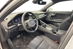 harmaa Polestar 2 2021 kuva 7.