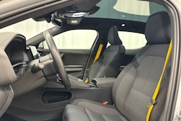 harmaa Polestar 2 2021 kuva 26.