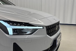 harmaa Polestar 2 2021 kuva 30.