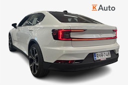 Valkoinen Polestar 2 2021 kuva 2.