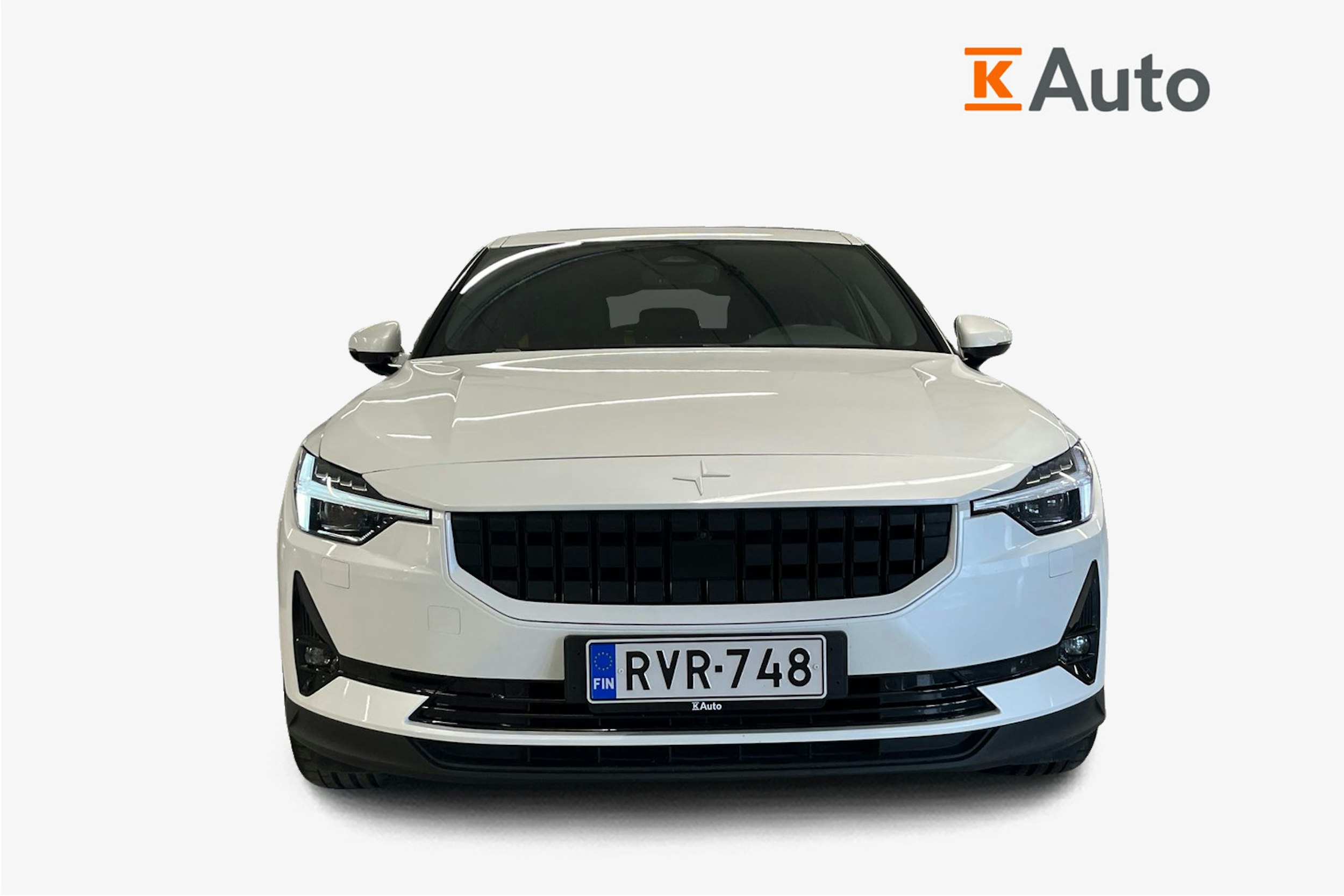 Valkoinen Polestar 2 2021 kuva 4.