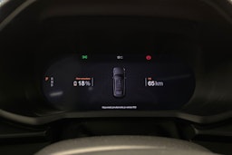 Valkoinen Polestar 2 2021 kuva 14.