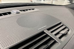 Valkoinen Polestar 2 2021 kuva 25.