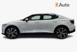 valkoinen Polestar 2 2021 kuva 5.
