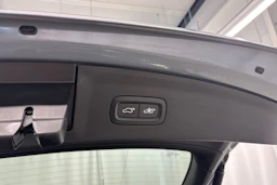 harmaa Polestar 2 2021 kuva 30.