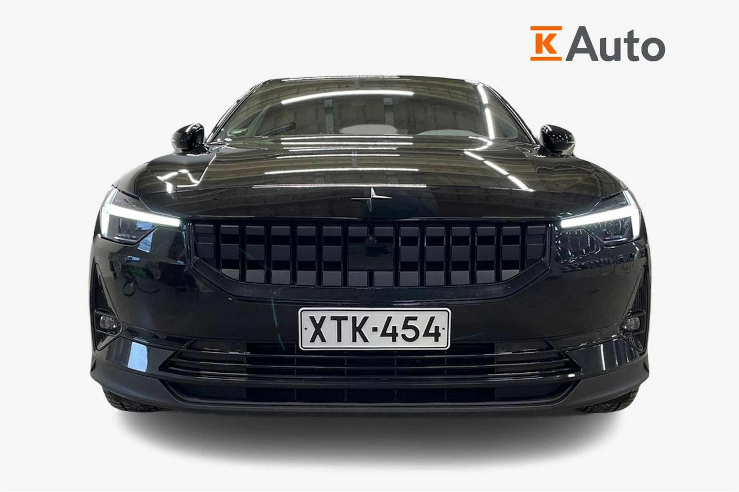musta Polestar 2 2021 kuva 5.