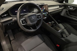 musta Polestar 2 2021 kuva 7.