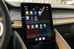 harmaa Polestar 2 2021 kuva 29.