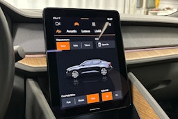 harmaa Polestar 2 2021 kuva 31.