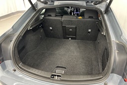 harmaa Polestar 2 2021 kuva 15.
