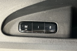 harmaa Polestar 2 2021 kuva 19.