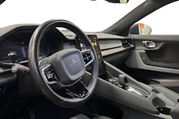 sininen Polestar 2 2021 kuva 7.