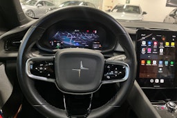 sininen Polestar 2 2021 kuva 18.